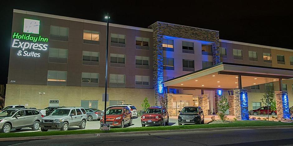 Holiday Inn Express & Suites Dayton North - Vandalia By Ihg Exteriör bild