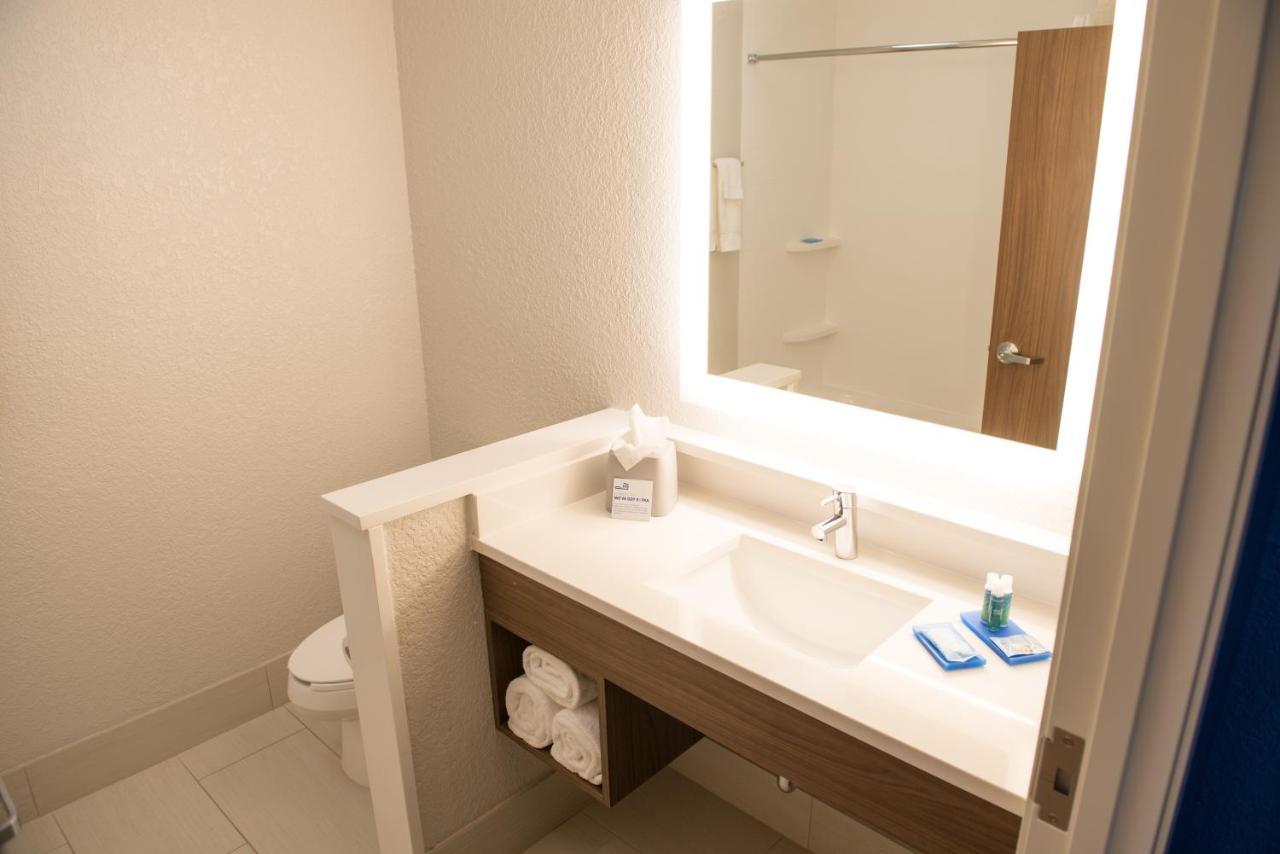 Holiday Inn Express & Suites Dayton North - Vandalia By Ihg Exteriör bild
